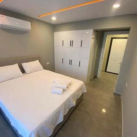 Deepsea Aparthotel